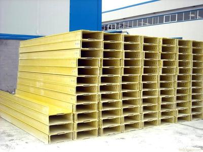 供應(yīng)濰坊價位合理的槽式電纜橋架-安丘可爾特玻璃鋼復(fù)合材料